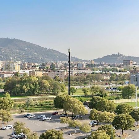 Апартаменты Attico Montiglio - Panorama-Wifi Collebeato Экстерьер фото