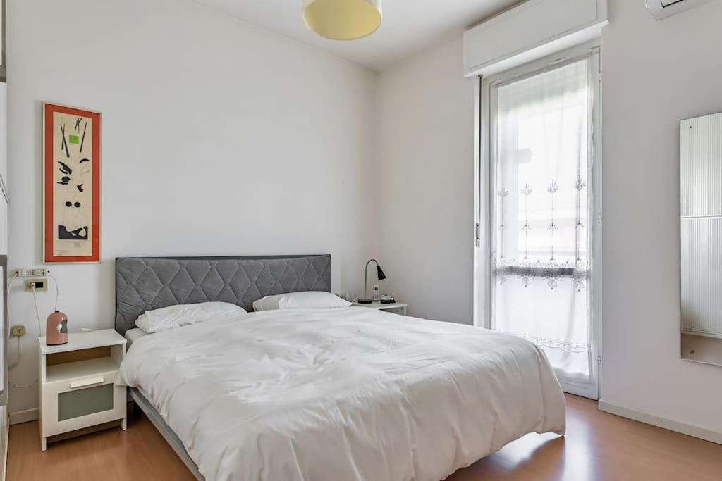 Апартаменты Attico Montiglio - Panorama-Wifi Collebeato Экстерьер фото