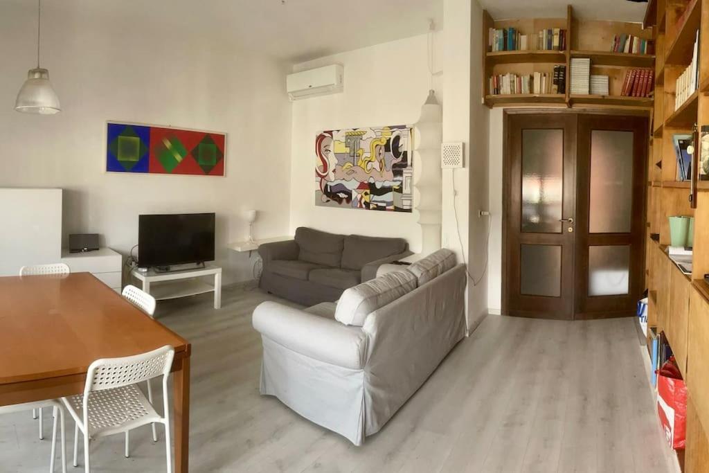 Апартаменты Attico Montiglio - Panorama-Wifi Collebeato Экстерьер фото